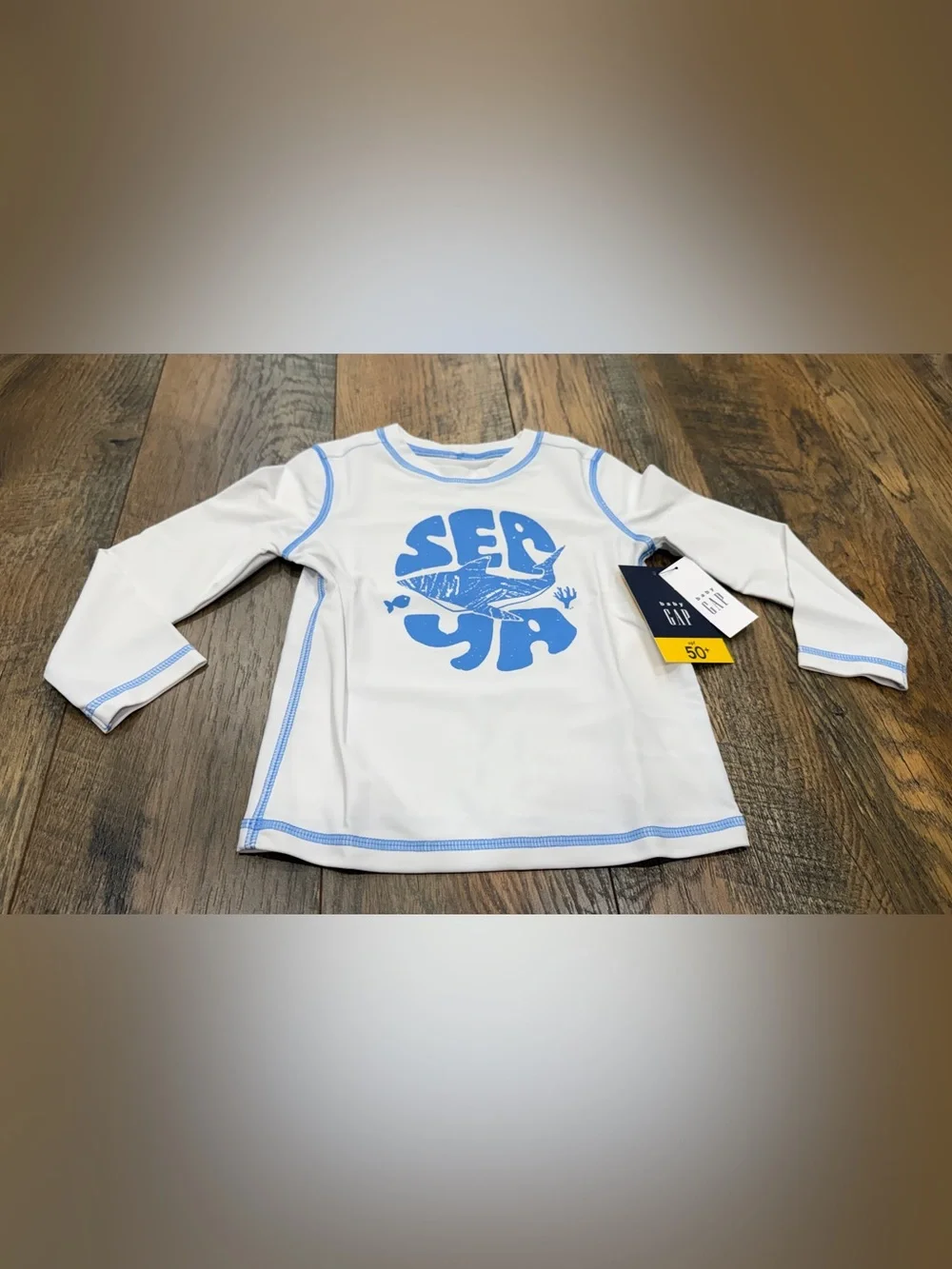 Gap Toddler Swim Rash Guard, Long Sleeve, UV Protection, Size 2T White Shark NEW